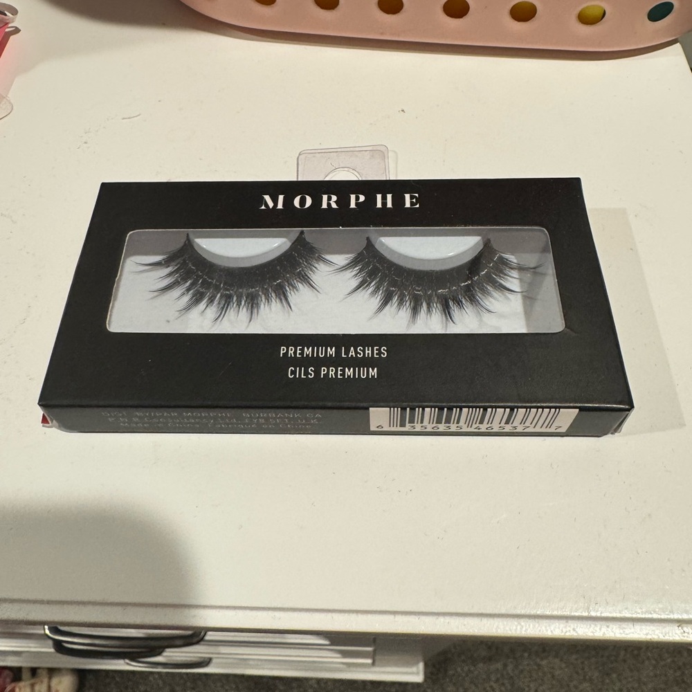 NWT Morphe Secretive “Go on & Fake It” Black Lashes